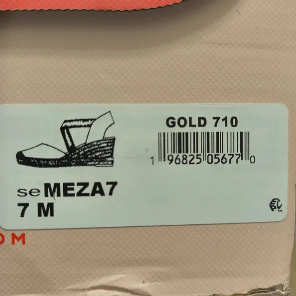 NIB Easy Spirit Mesa Espadrille Wedge - Size 7 Tan / Gold